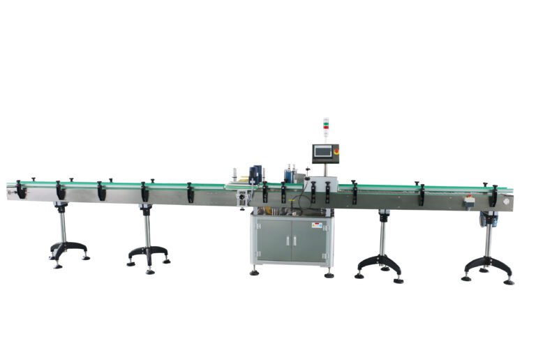 Etiquetadora envolvente Labintech aplicando etiquetas en botellas redondas con sistema de sujeción y rotación automática